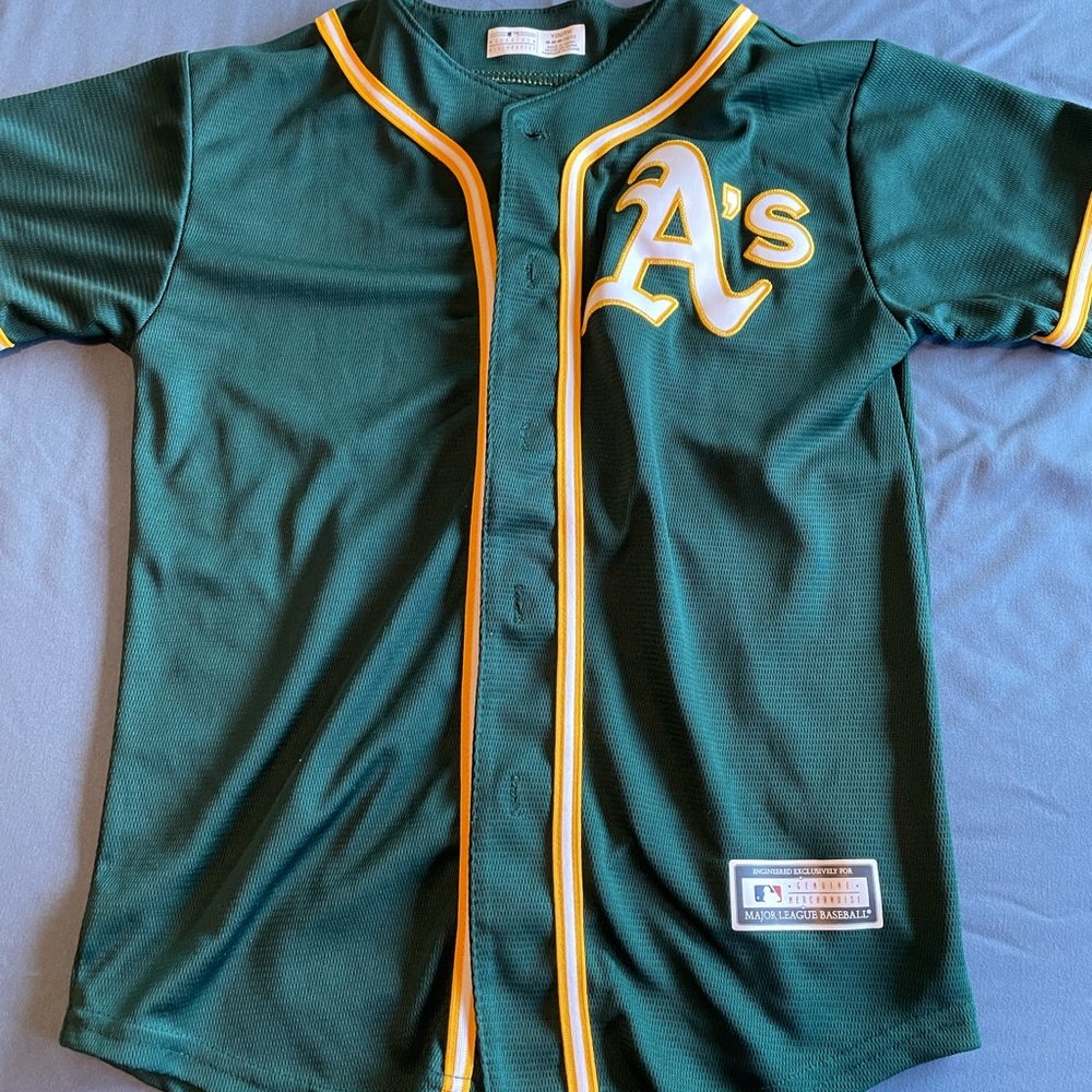 Youth medium 10/12 A’s baseball jersey